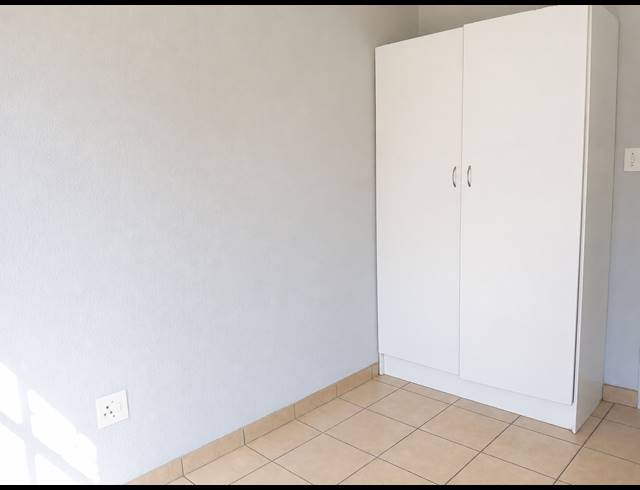 2 BEDROOM APARTMENT FOR SALE IN WESTWOOD